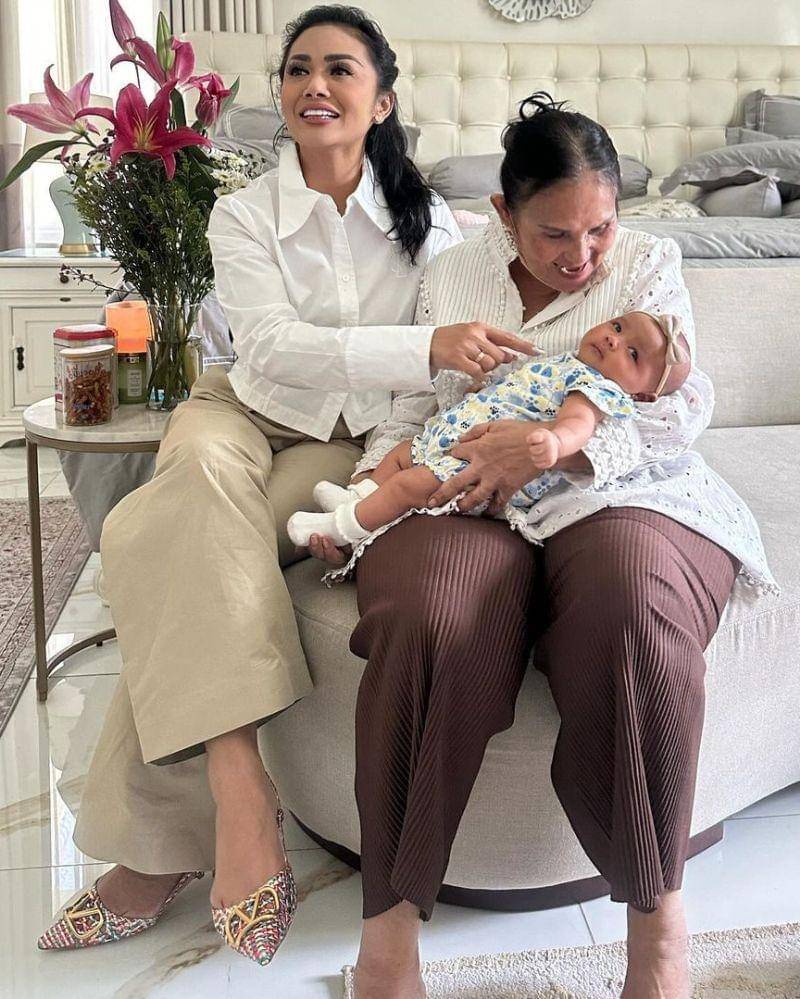 Instagram.com/krisdayantilemos